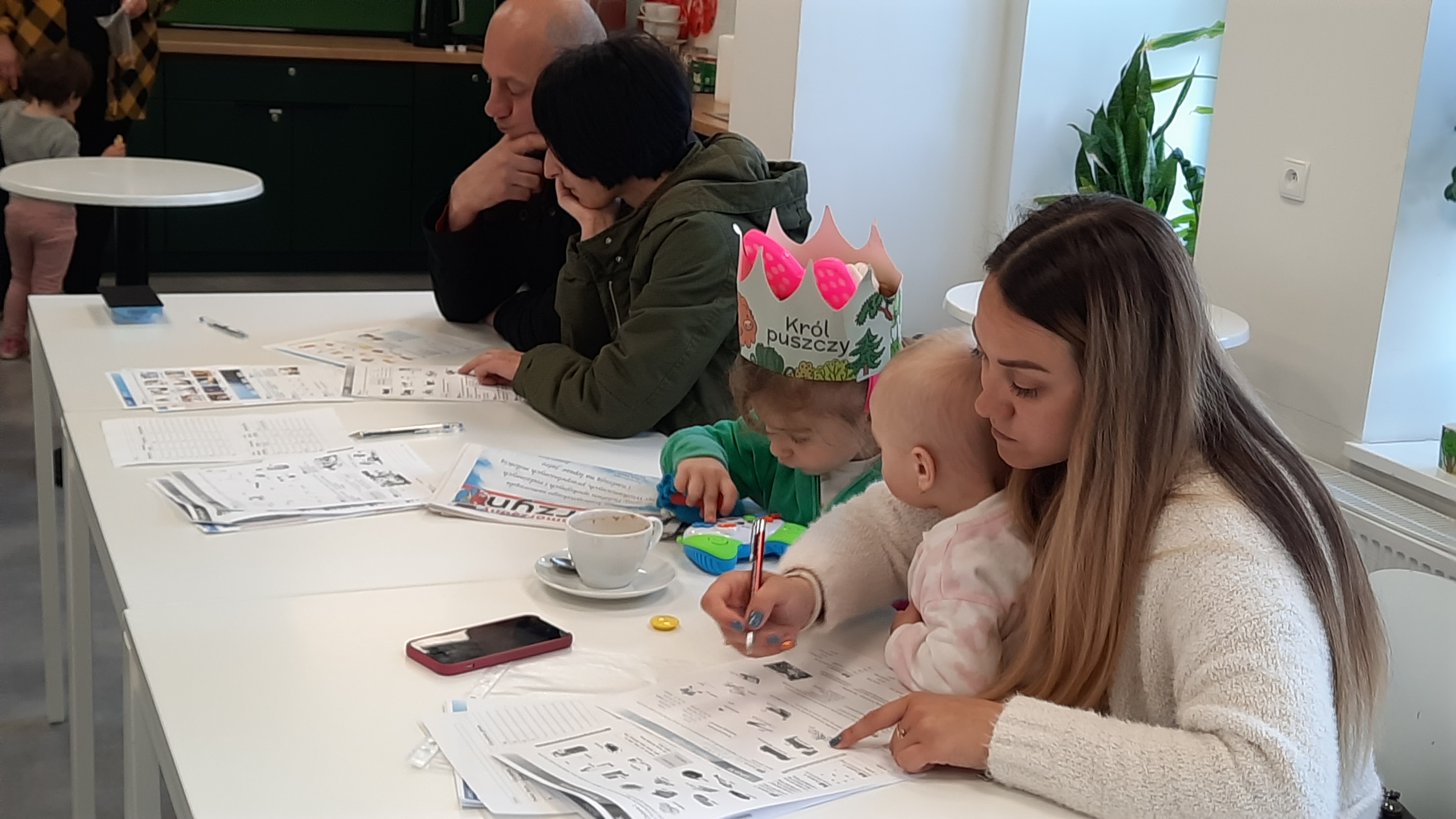 Ukraińskie mamy i dzieci w trakcie nauki języka polskiego