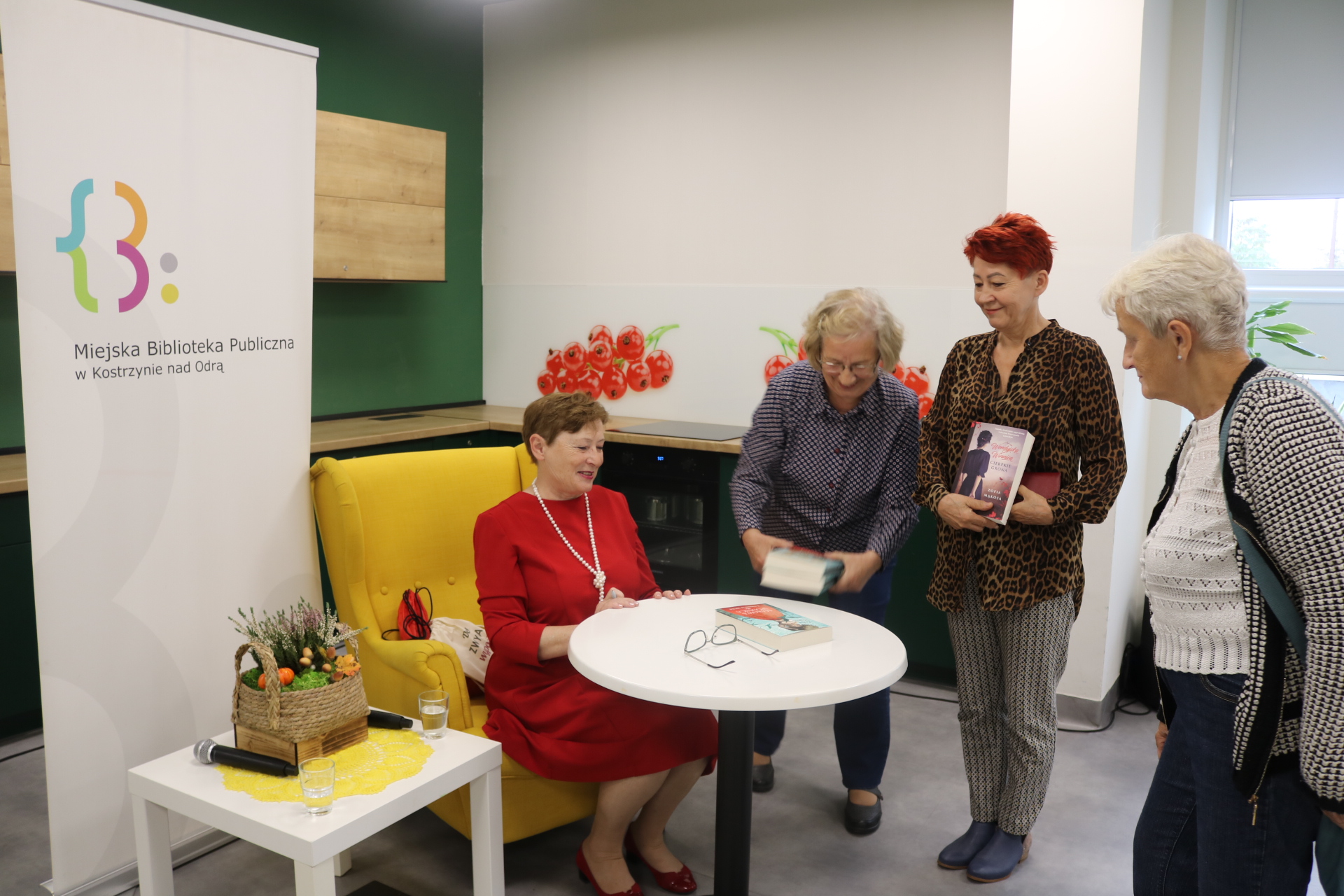 Spotkanie z autorką - Zofią Mąkosą w Miejskiej Bibliotece Publicznej w Kostrzynie nad Odrą