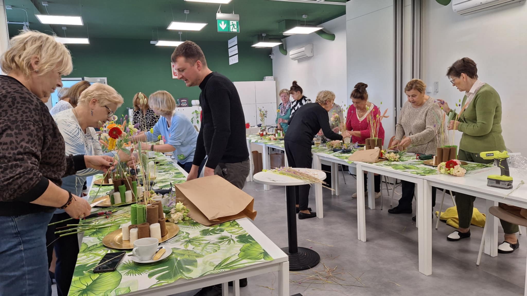 XXV Lubuski Tydzień Seniora w Bibliotece - Warsztaty florystyczne